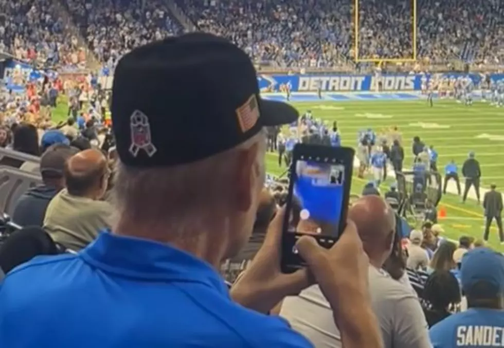 Video Shows Old Man At Detroit Lions Game Taking Pictures of Lions Cheerleader’s Butt